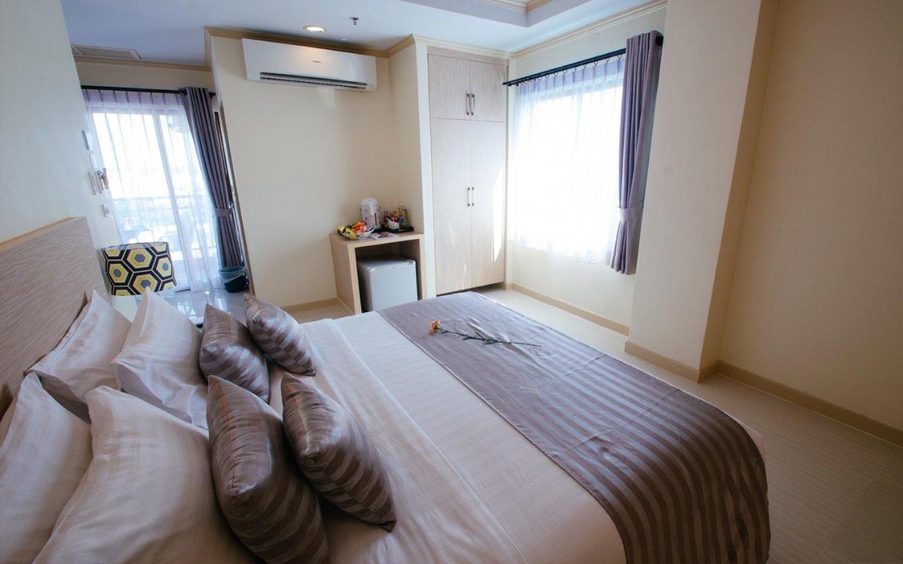 โรงแรมทิพย์อุไร ซิตี้ 3*
